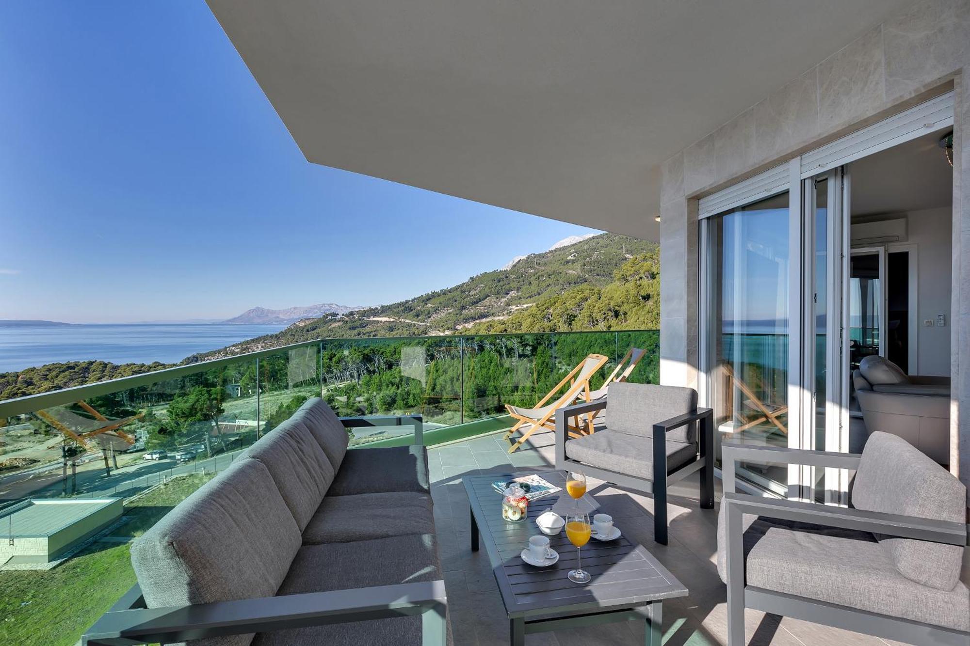 Апартаменти Exclusive Penthouse Big Blue With Private Jacuzzi Макарська Екстер'єр фото