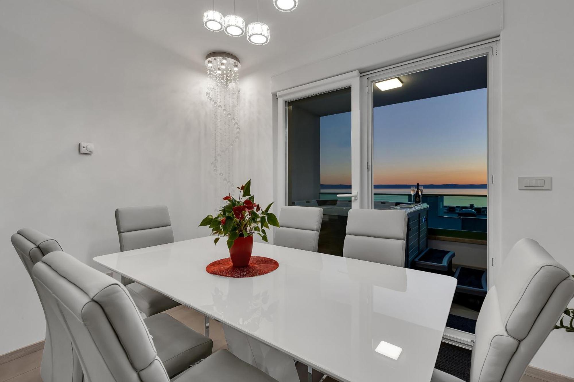 Апартаменти Exclusive Penthouse Big Blue With Private Jacuzzi Макарська Екстер'єр фото